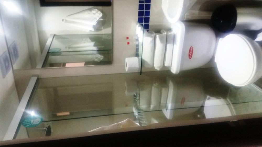 מדיין Hotel Quinta Avenida מראה חיצוני תמונה