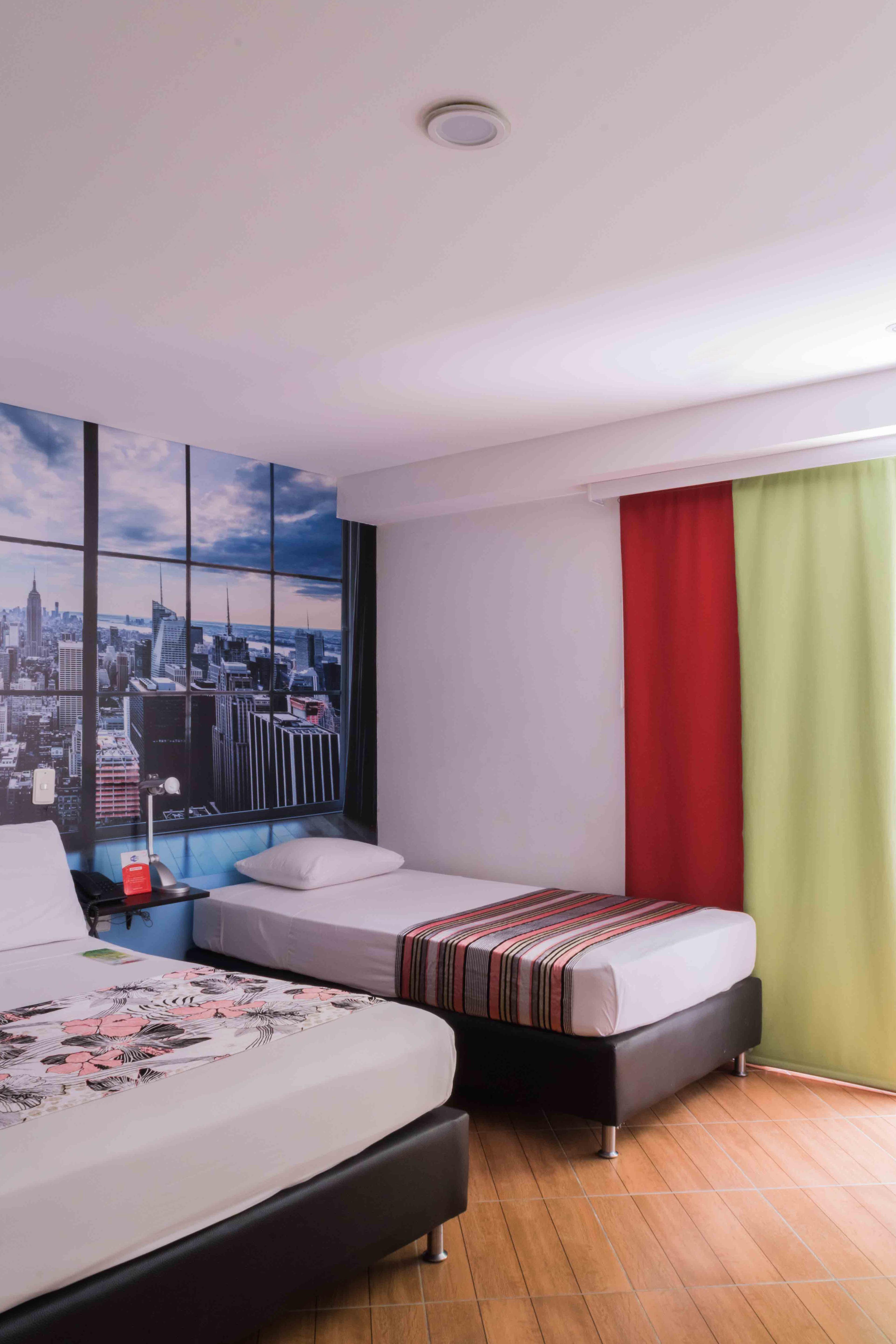 מדיין Hotel Quinta Avenida מראה חיצוני תמונה