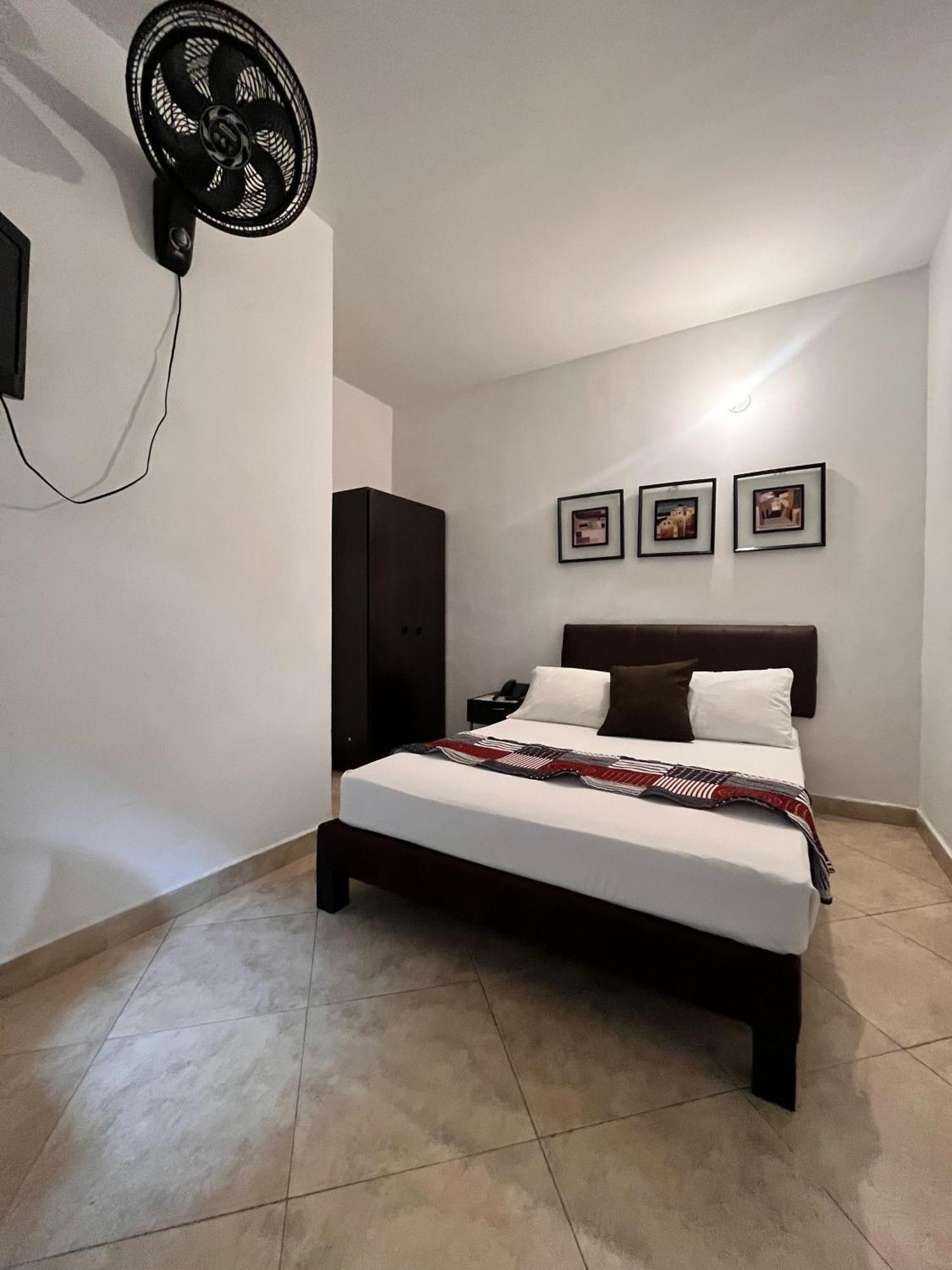 מדיין Hotel Quinta Avenida מראה חיצוני תמונה